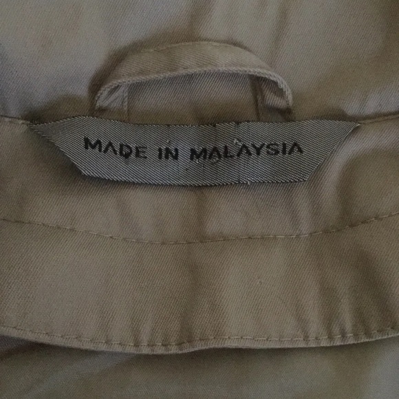 Signature Expressions Woman's Size 6P Trench Coat Tan Belted In/Out Lining Tan - Picture 13 of 16